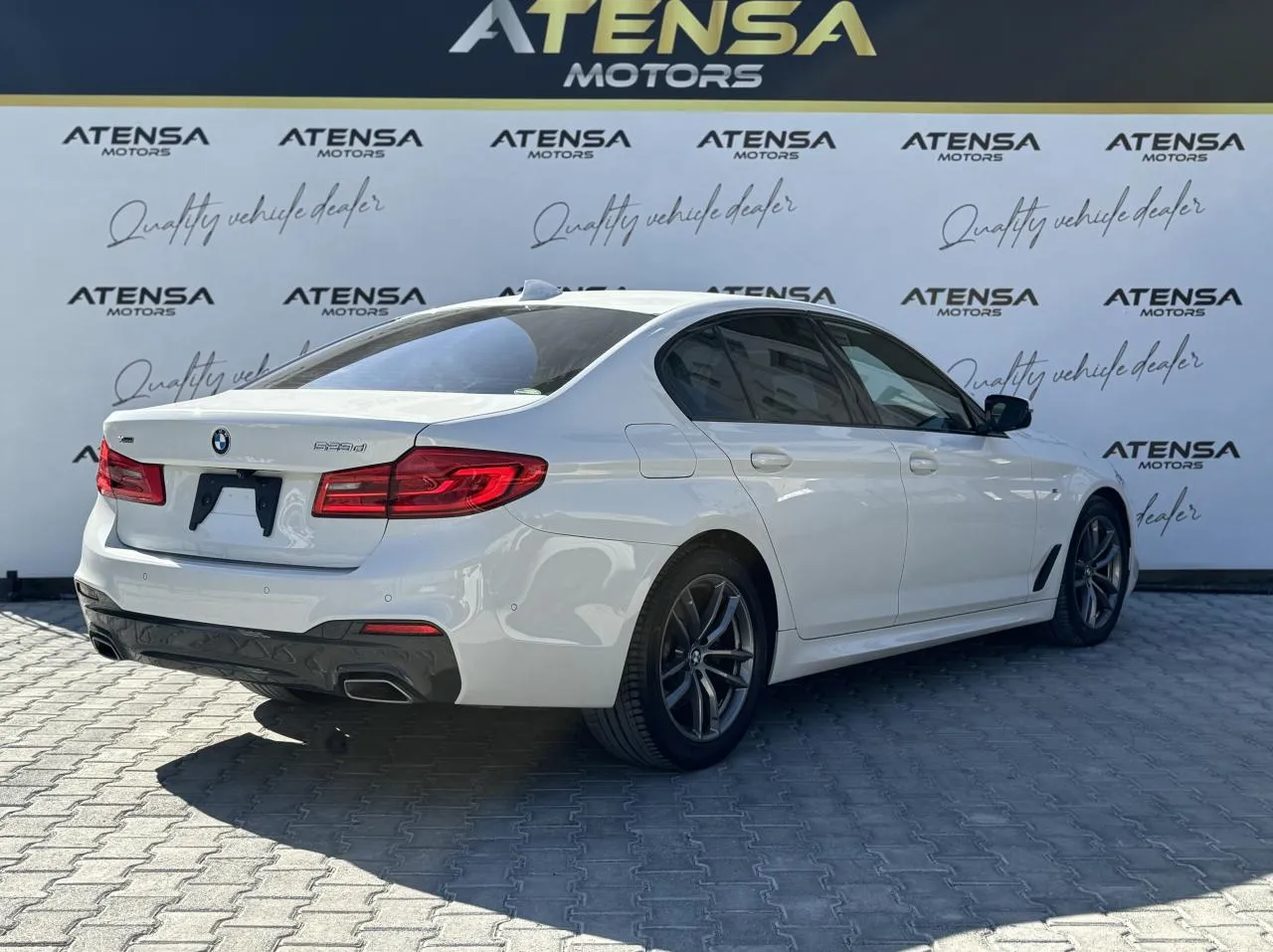 2020 BMW 5 Serisi 523d Kıbrıs | KKTC İkinci El Satılık Araba - Thumbnail 6
