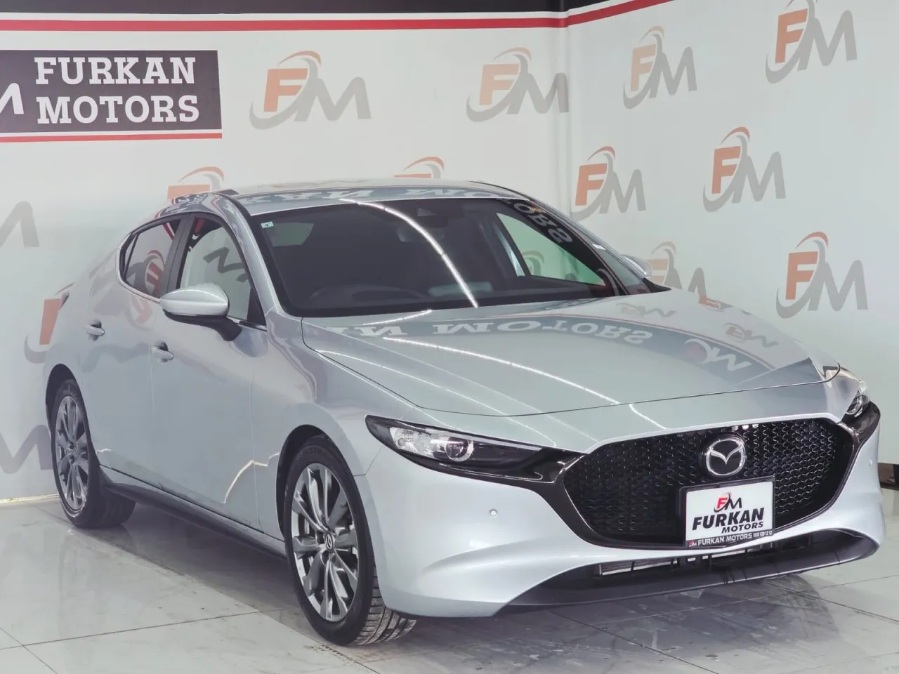 2023 Mazda 3 1.5 SkyActive-G Kıbrıs | KKTC İkinci El Satılık Araba - Thumbnail 4