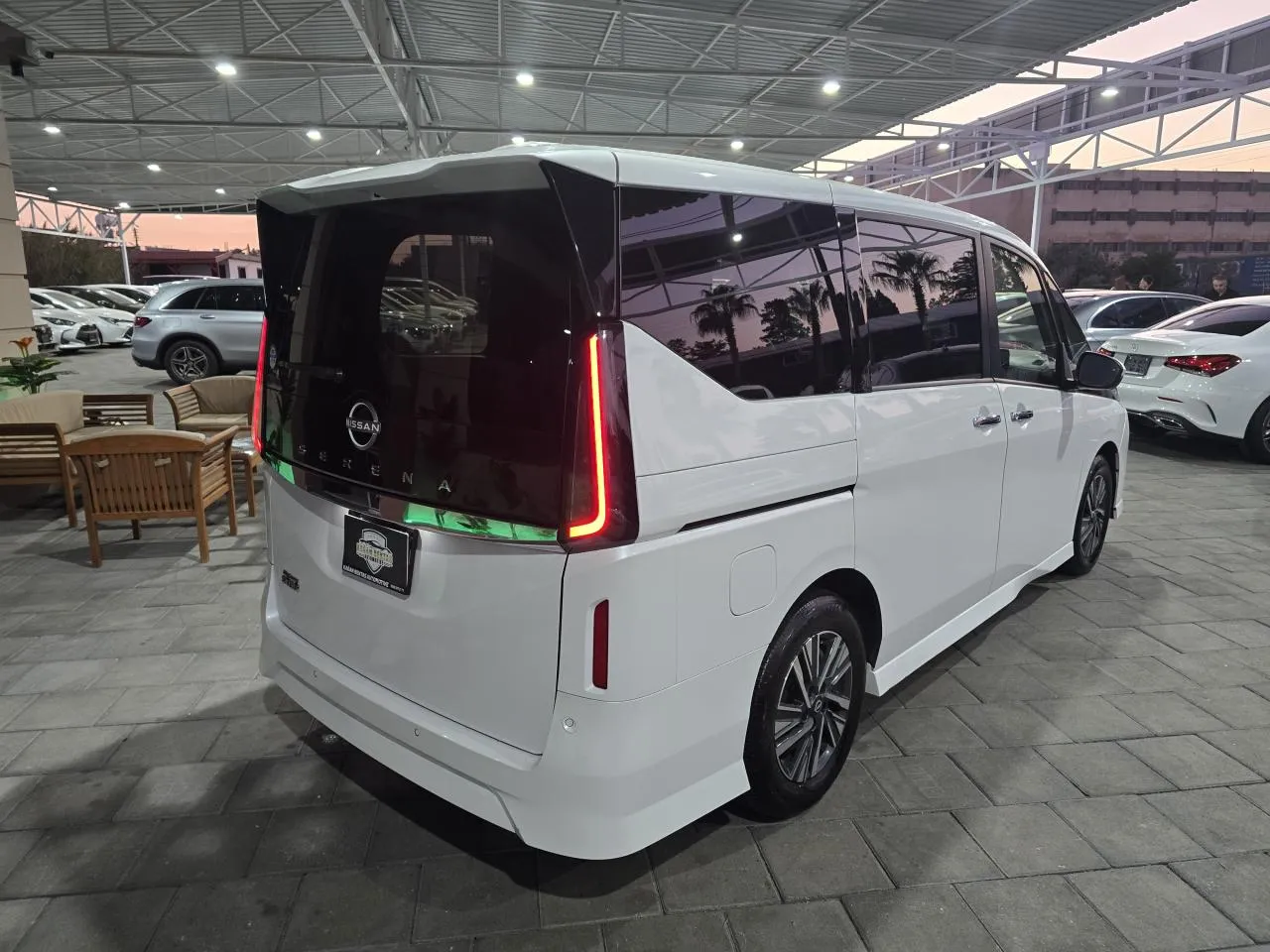2023 Nissan Serena  Kıbrıs | KKTC İkinci El Satılık Araba - Thumbnail 4