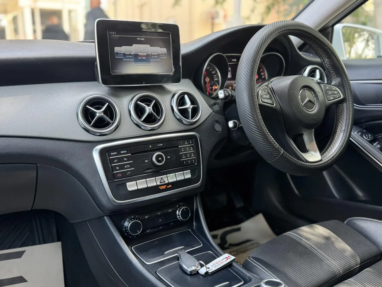 2018 Mercedes - Benz GLA 180 Kıbrıs | KKTC İkinci El Satılık Araba - Thumbnail 8