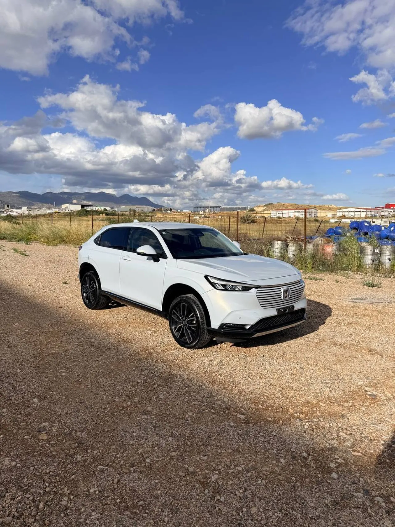 2022 Honda Vezel 1.5 i-VTEC Hybrid Automatic Kıbrıs | KKTC İkinci El Satılık Araba - Thumbnail 3