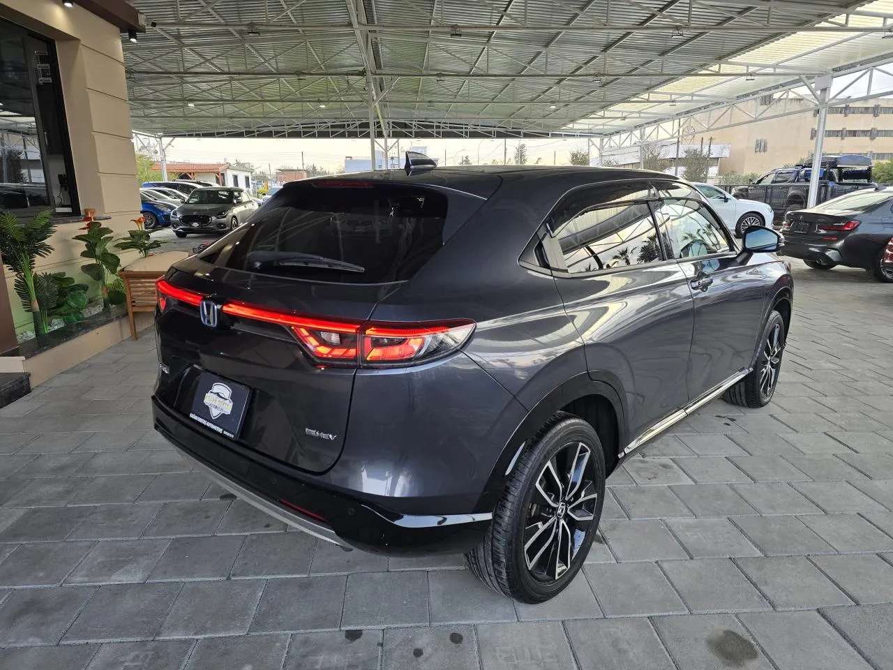2021 Honda Vezel 1.5 i-VTEC Hybrid Automatic Kıbrıs | KKTC İkinci El Satılık Araba - Thumbnail 4