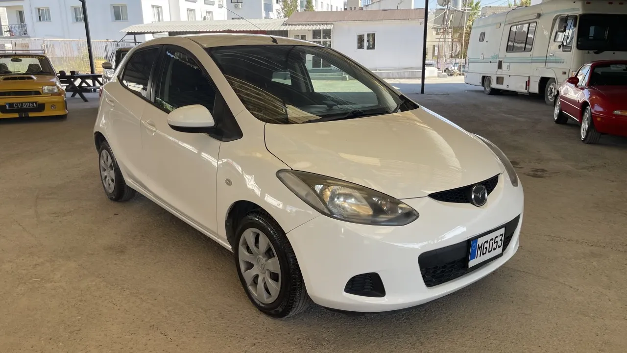 2007 Mazda Demio 1.3i Kıbrıs | KKTC İkinci El Satılık Araba - Fotoğraf 1