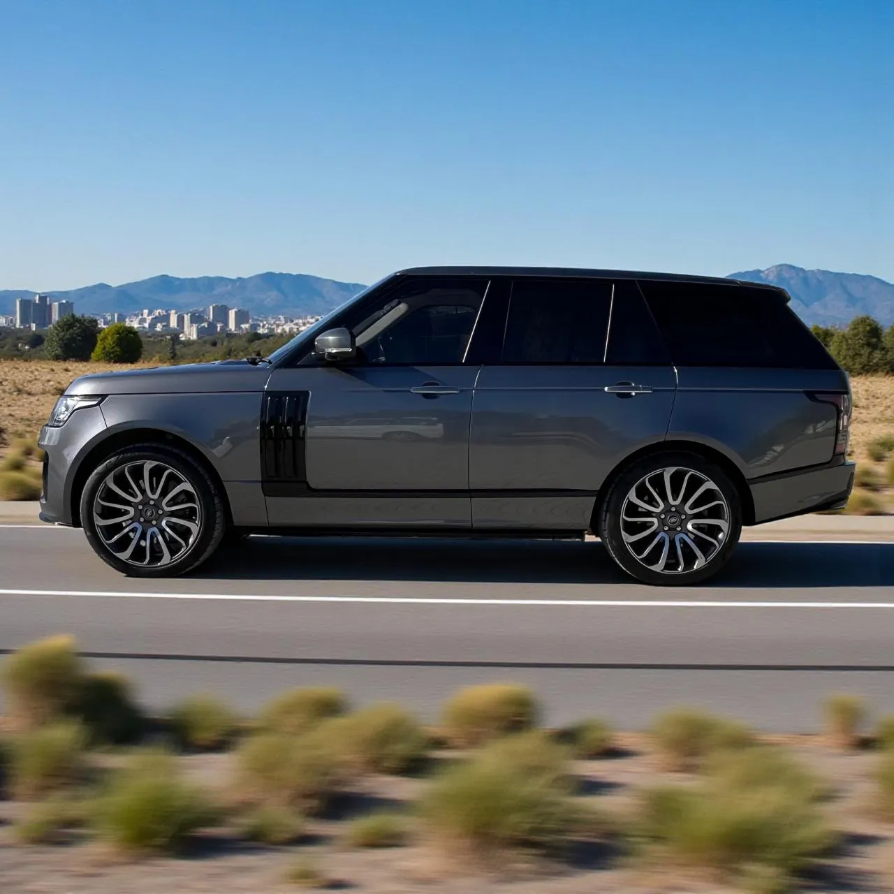 2014 Land Rover Range Rover 4.4 V8 Kıbrıs | KKTC İkinci El Satılık Araba - Thumbnail 3