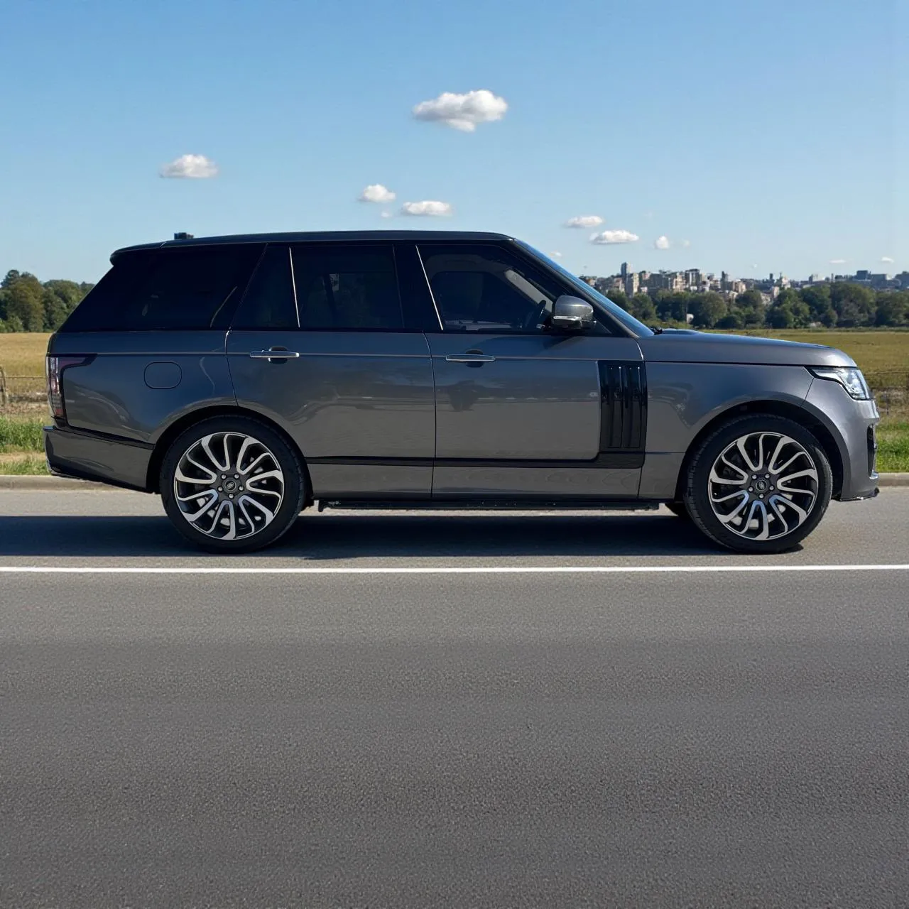 2014 Land Rover Range Rover 4.4 V8 Kıbrıs | KKTC İkinci El Satılık Araba - Thumbnail 4