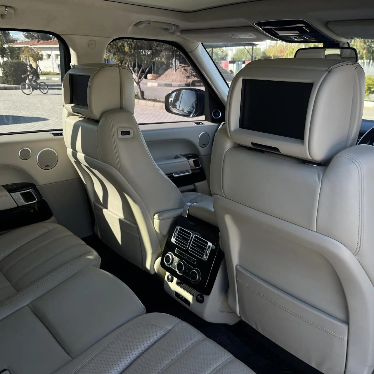 2014 Land Rover Range Rover 4.4 V8 Kıbrıs | KKTC İkinci El Satılık Araba - Thumbnail 6