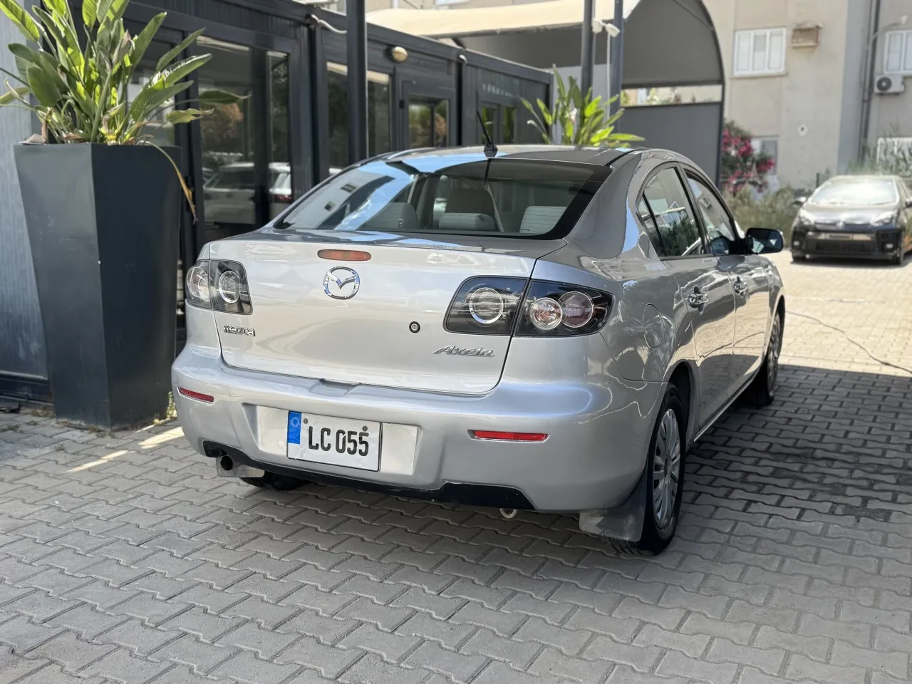 2006 Mazda Axela 1.5 Kıbrıs | KKTC İkinci El Satılık Araba - Thumbnail 4