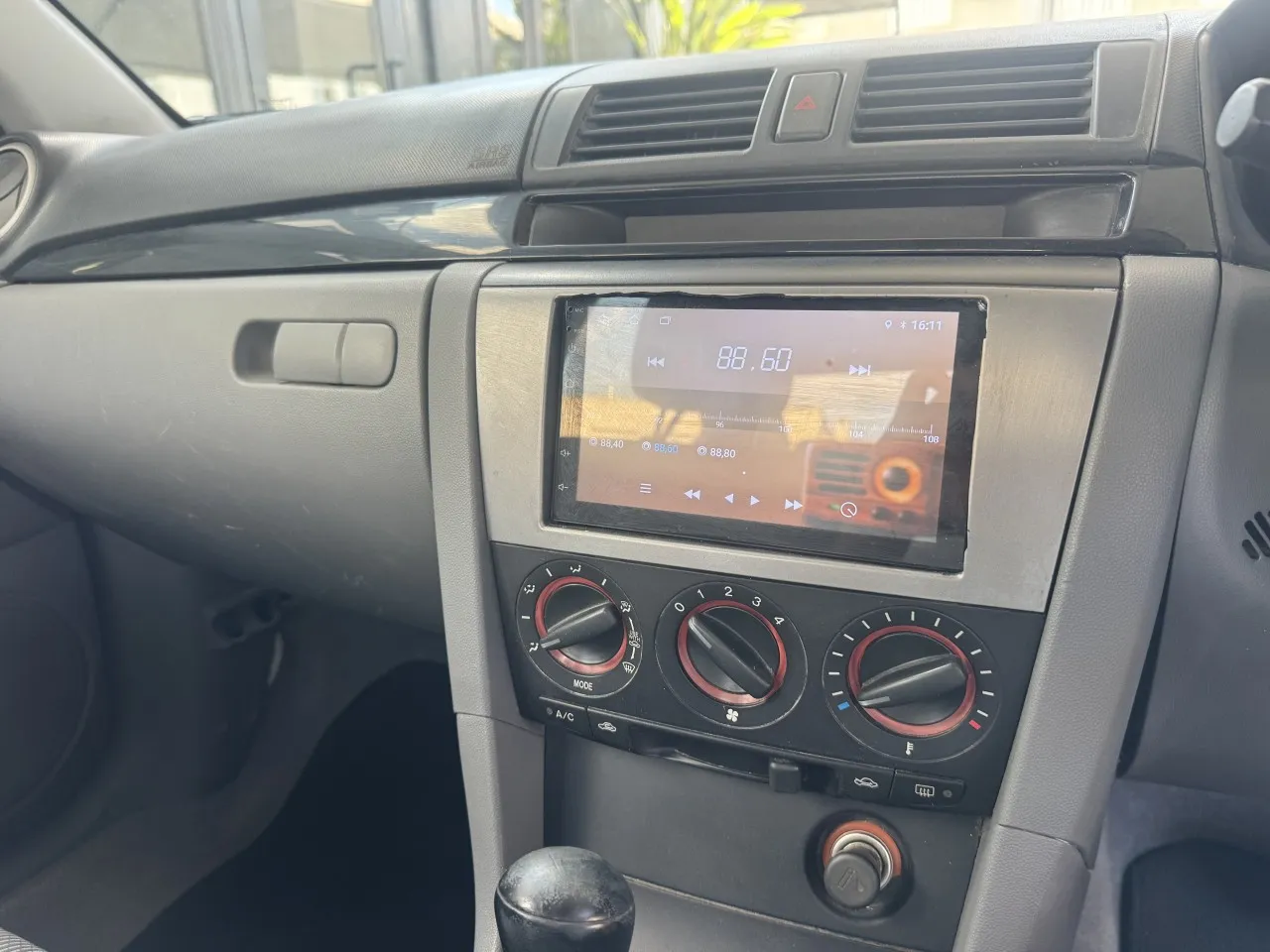 2006 Mazda Axela 1.5 Kıbrıs | KKTC İkinci El Satılık Araba - Thumbnail 8