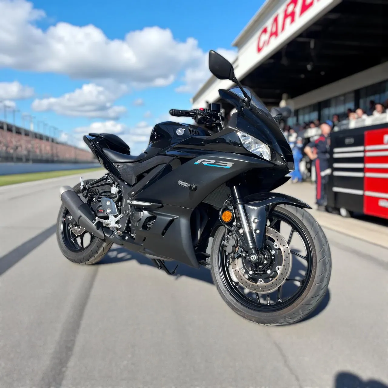 2023 Yamaha R3  Kıbrıs | KKTC İkinci El Satılık Araba - Thumbnail 2