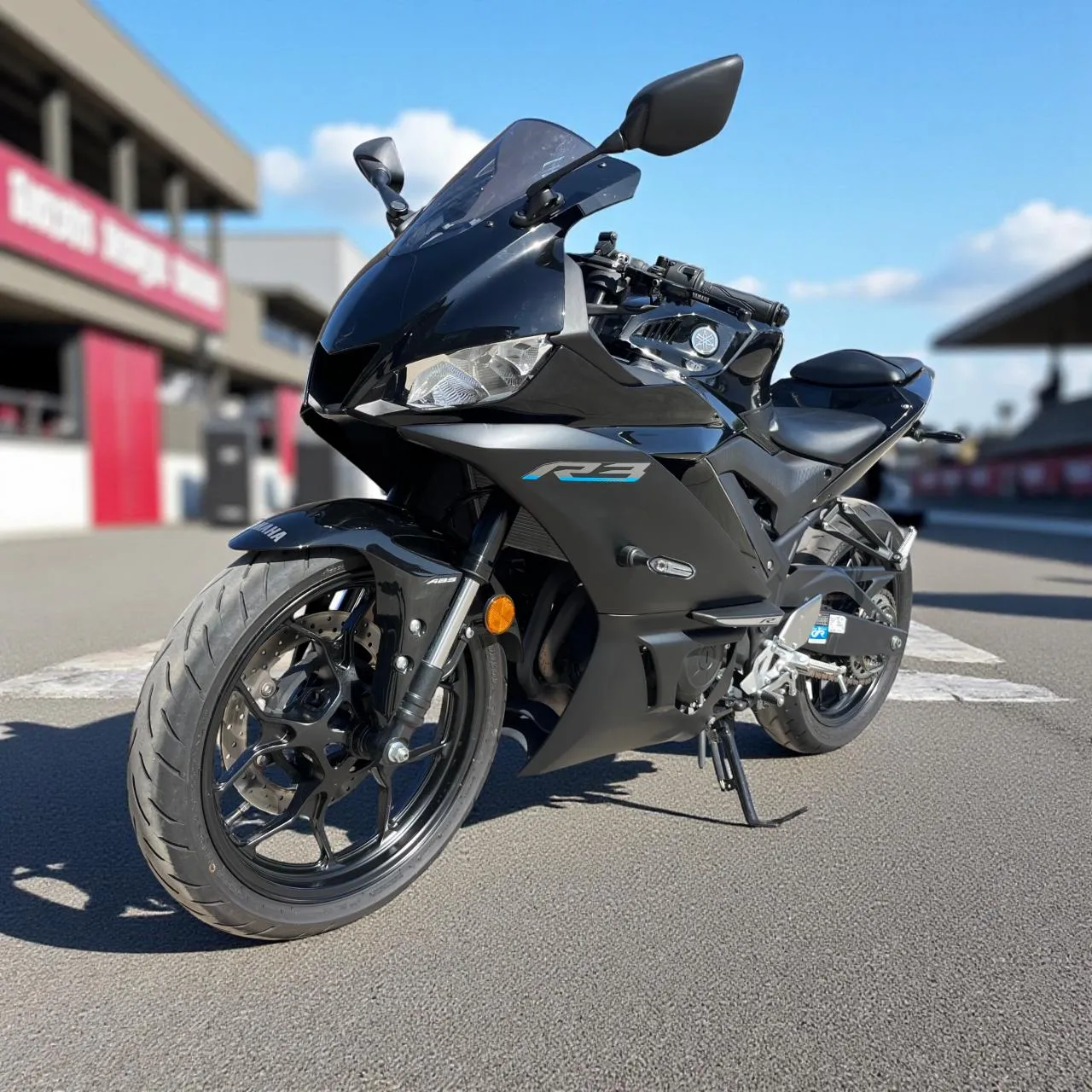 2023 Yamaha R3  Kıbrıs | KKTC İkinci El Satılık Araba - Thumbnail 6