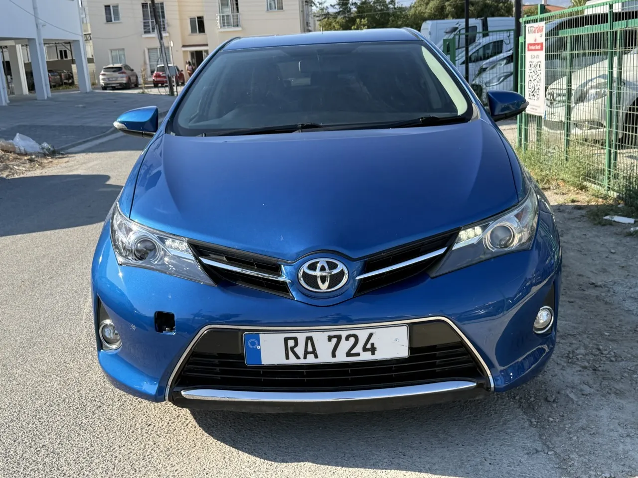 2014 Toyota Auris 1.5 Kıbrıs | KKTC İkinci El Satılık Araba - Thumbnail 3