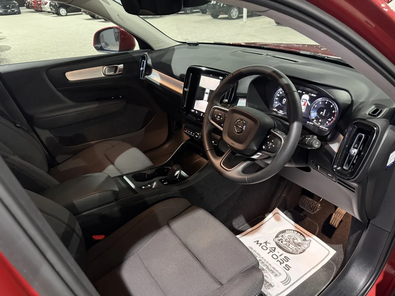 2021 Volvo XC40 2.0 B4 Kıbrıs | KKTC İkinci El Satılık Araba - Thumbnail 7