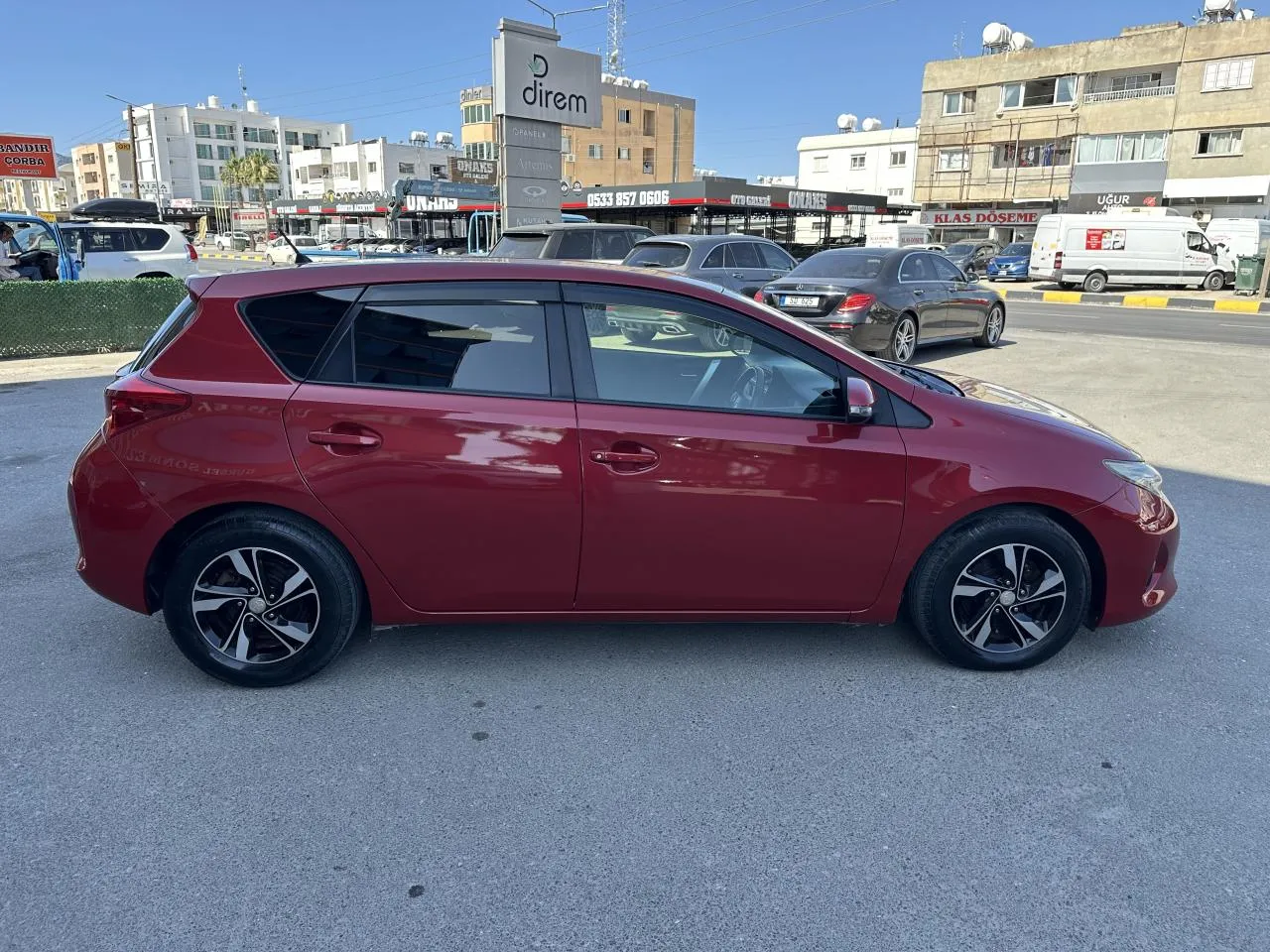 2014 Toyota Auris 1.5 Kıbrıs | KKTC İkinci El Satılık Araba - Thumbnail 6