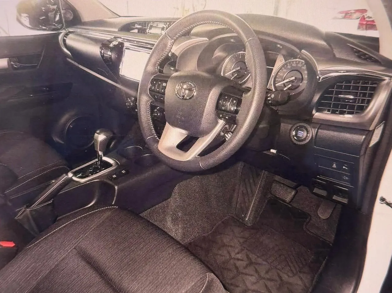 2021 Toyota Hilux 2.4 D Kıbrıs | KKTC İkinci El Satılık Araba - Thumbnail 5