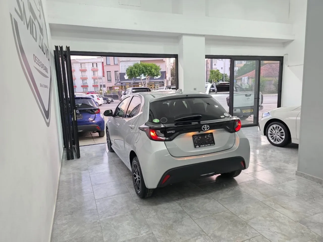 2021 Toyota Yaris 1.5 Kıbrıs | KKTC İkinci El Satılık Araba - Thumbnail 4
