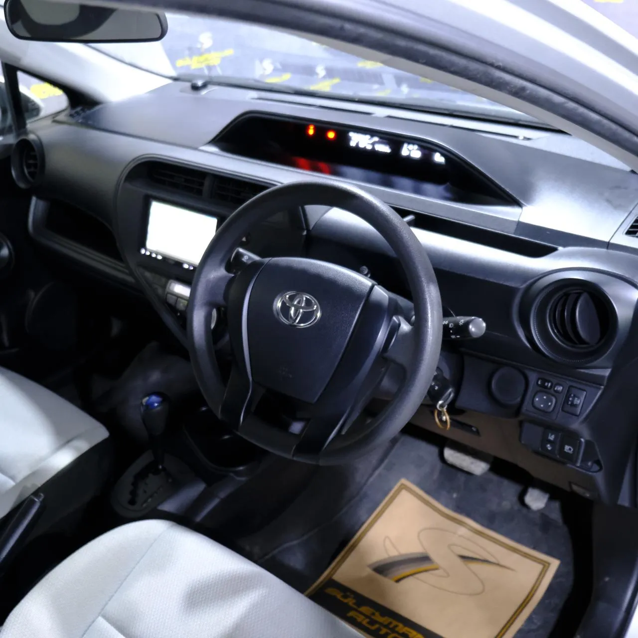 2020 Toyota Aqua 1.5 Hybrit Kıbrıs | KKTC İkinci El Satılık Araba - Thumbnail 5