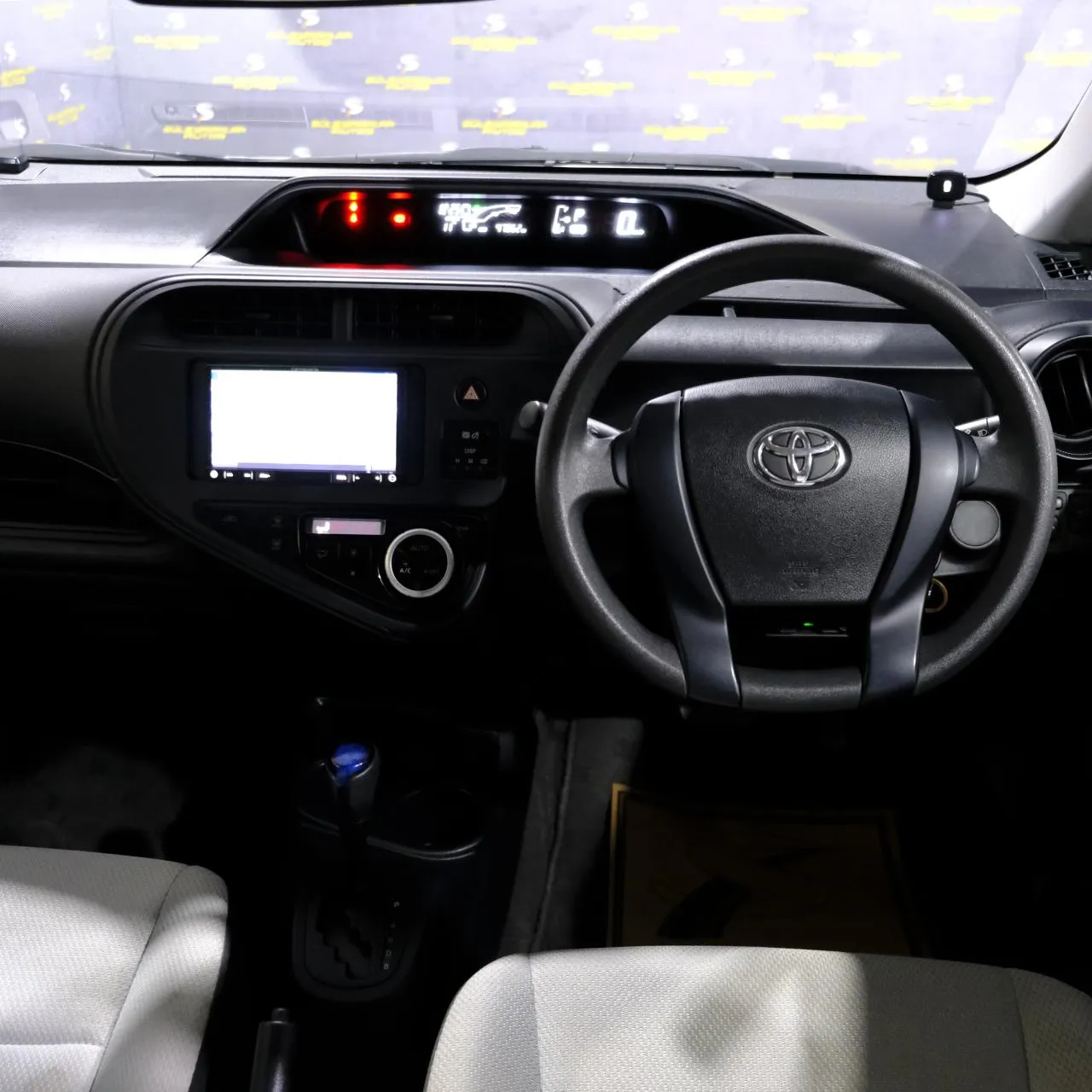 2020 Toyota Aqua 1.5 Hybrit Kıbrıs | KKTC İkinci El Satılık Araba - Thumbnail 6