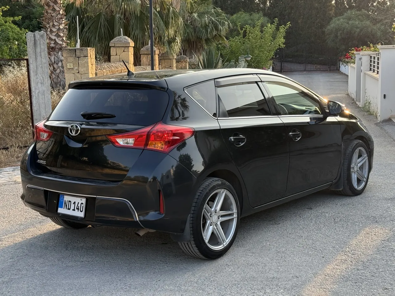 2012 Toyota Auris 1.5 Kıbrıs | KKTC İkinci El Satılık Araba - Thumbnail 5