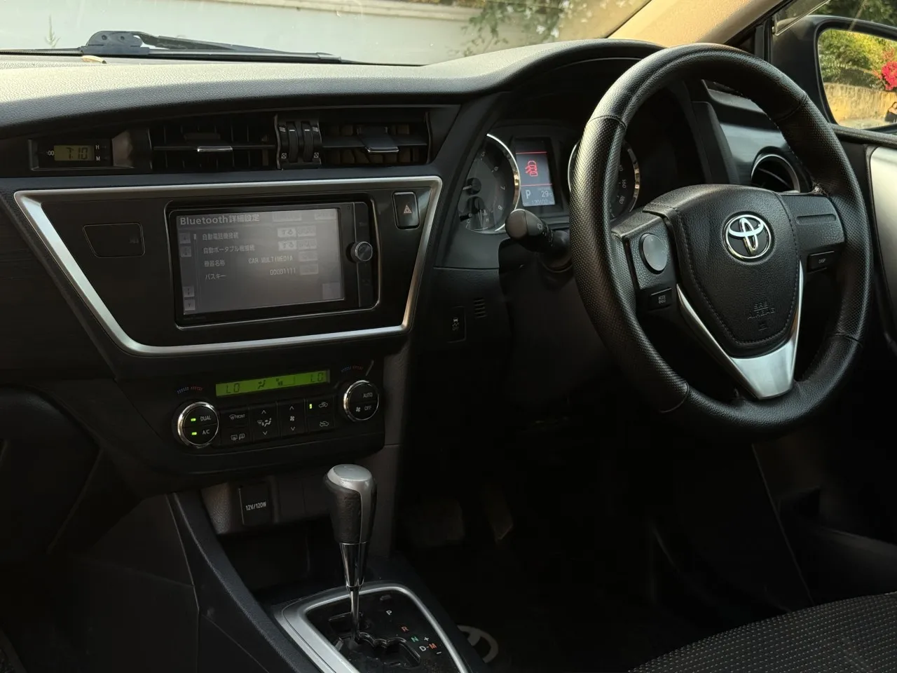 2012 Toyota Auris 1.5 Kıbrıs | KKTC İkinci El Satılık Araba - Thumbnail 6