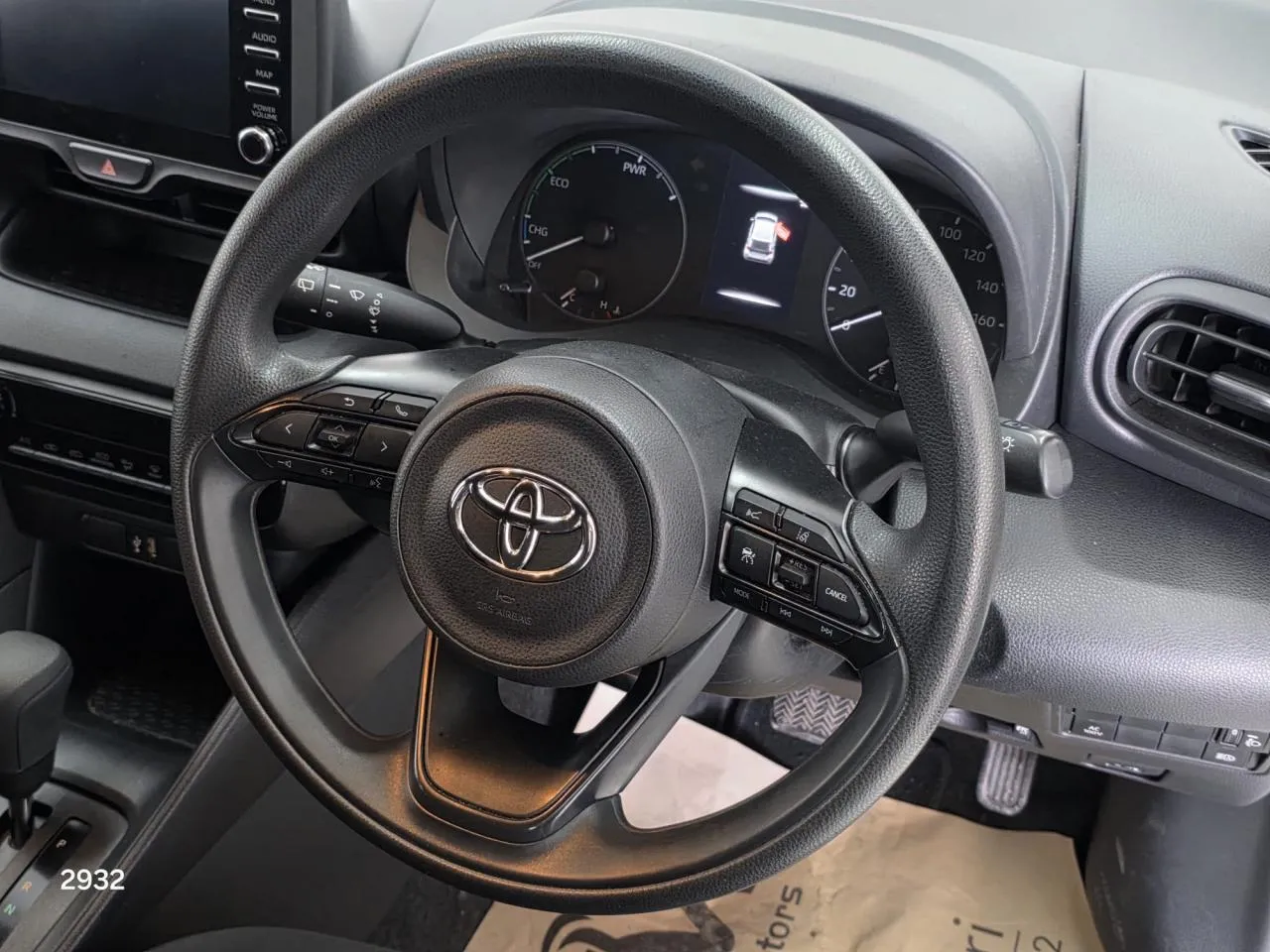 2022 Toyota Yaris 1.5 Hybrid Kıbrıs | KKTC İkinci El Satılık Araba - Thumbnail 3