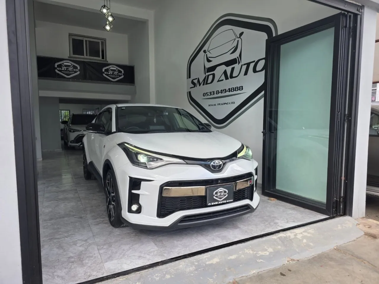 2022 Toyota C-HR 1.8 Hybrid Kıbrıs | KKTC İkinci El Satılık Araba - Fotoğraf 1