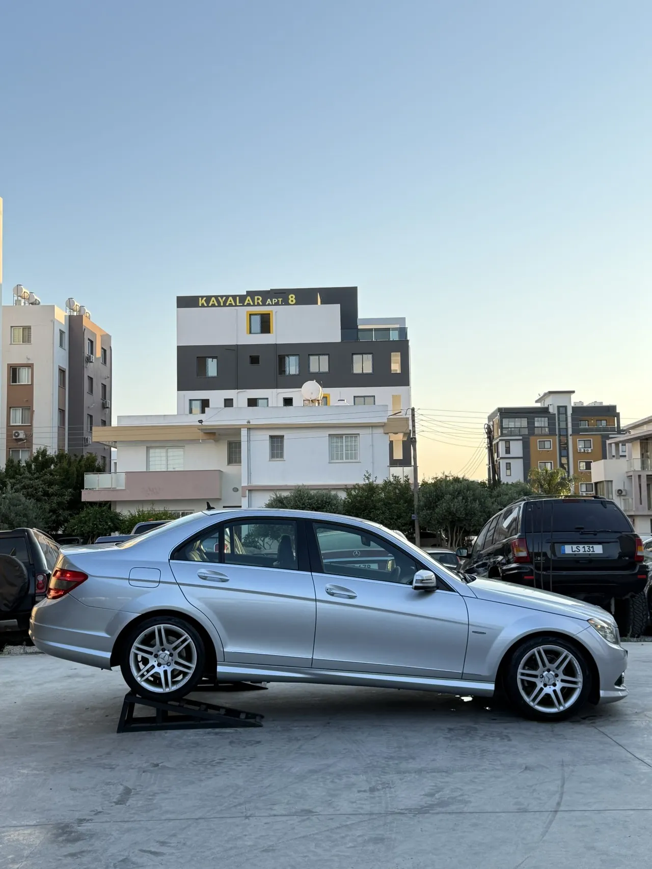 2010 Mercedes-Benz C Serisi C 180 AMG Kıbrıs | KKTC İkinci El Satılık Araba - Thumbnail 4