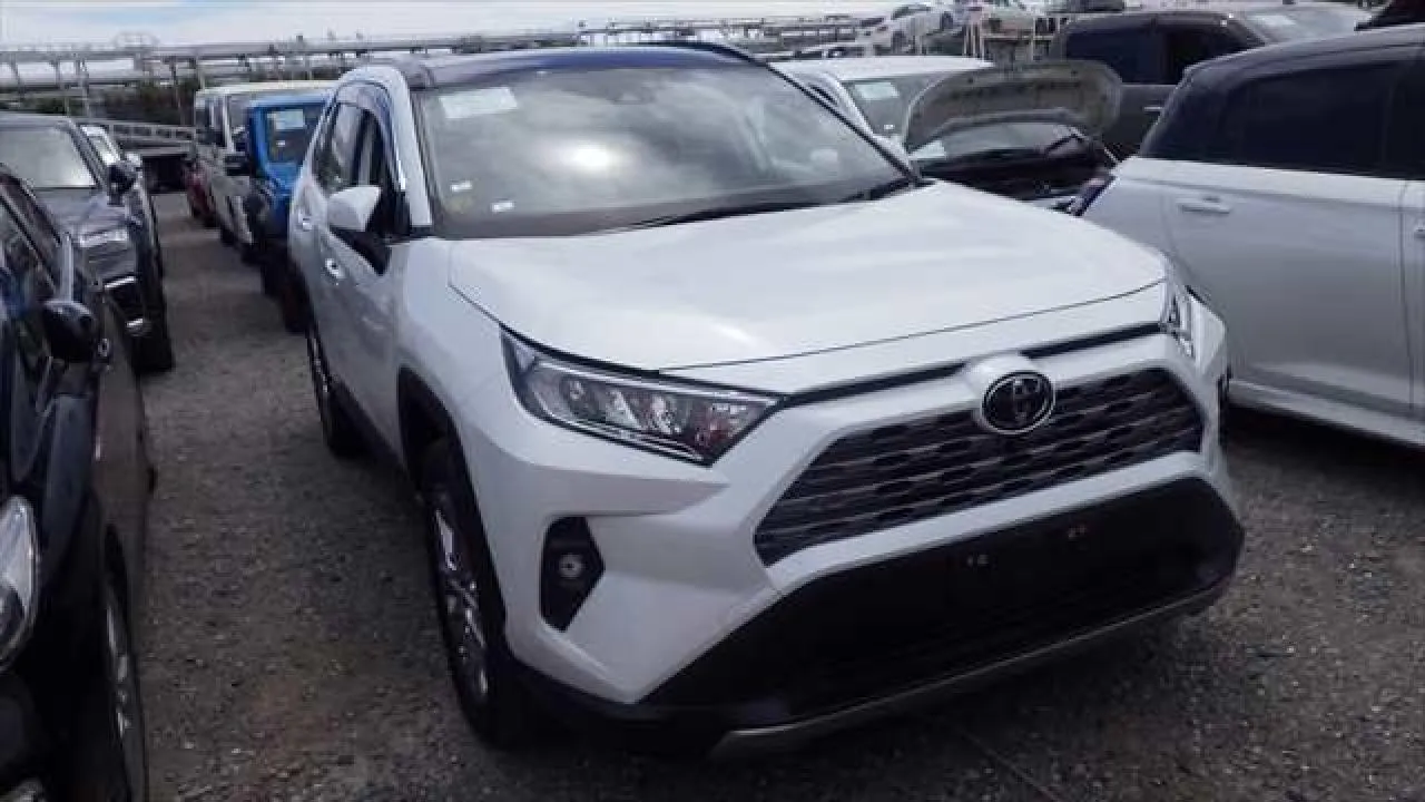 2023 Toyota RAV4 2.0 Kıbrıs | KKTC İkinci El Satılık Araba - Fotoğraf 1