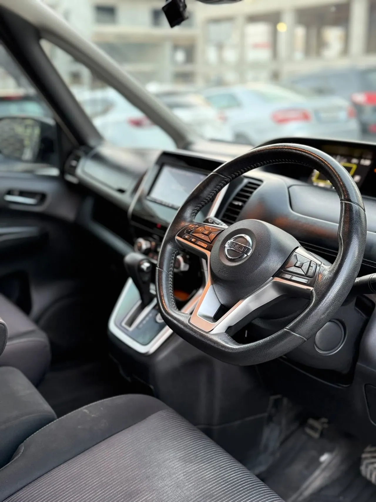 2019 Nissan Serena  Kıbrıs | KKTC İkinci El Satılık Araba - Thumbnail 3