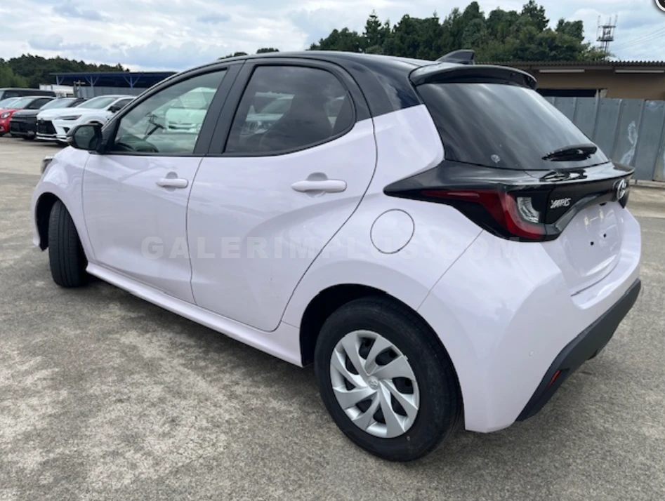 2022 Toyota Yaris 1.0 Kıbrıs | KKTC İkinci El Satılık Araba - Thumbnail 4