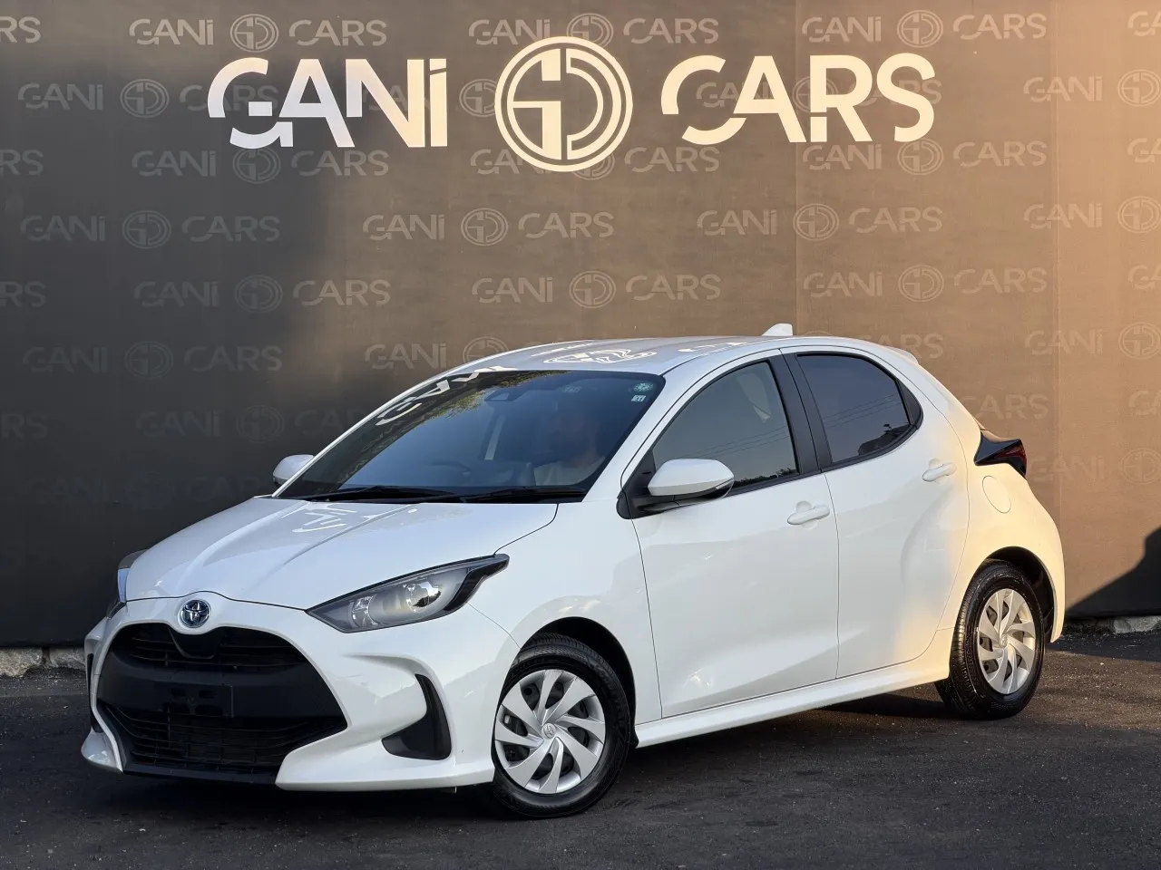 2023 Toyota Yaris 1.5 Hybrid Kıbrıs | KKTC İkinci El Satılık Araba - Thumbnail 2