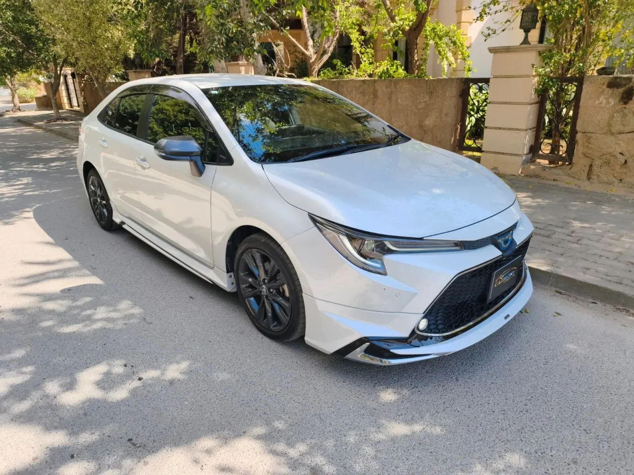 2022 Toyota Corolla 1.8 Hybrid Kıbrıs | KKTC İkinci El Satılık Araba - Fotoğraf 1