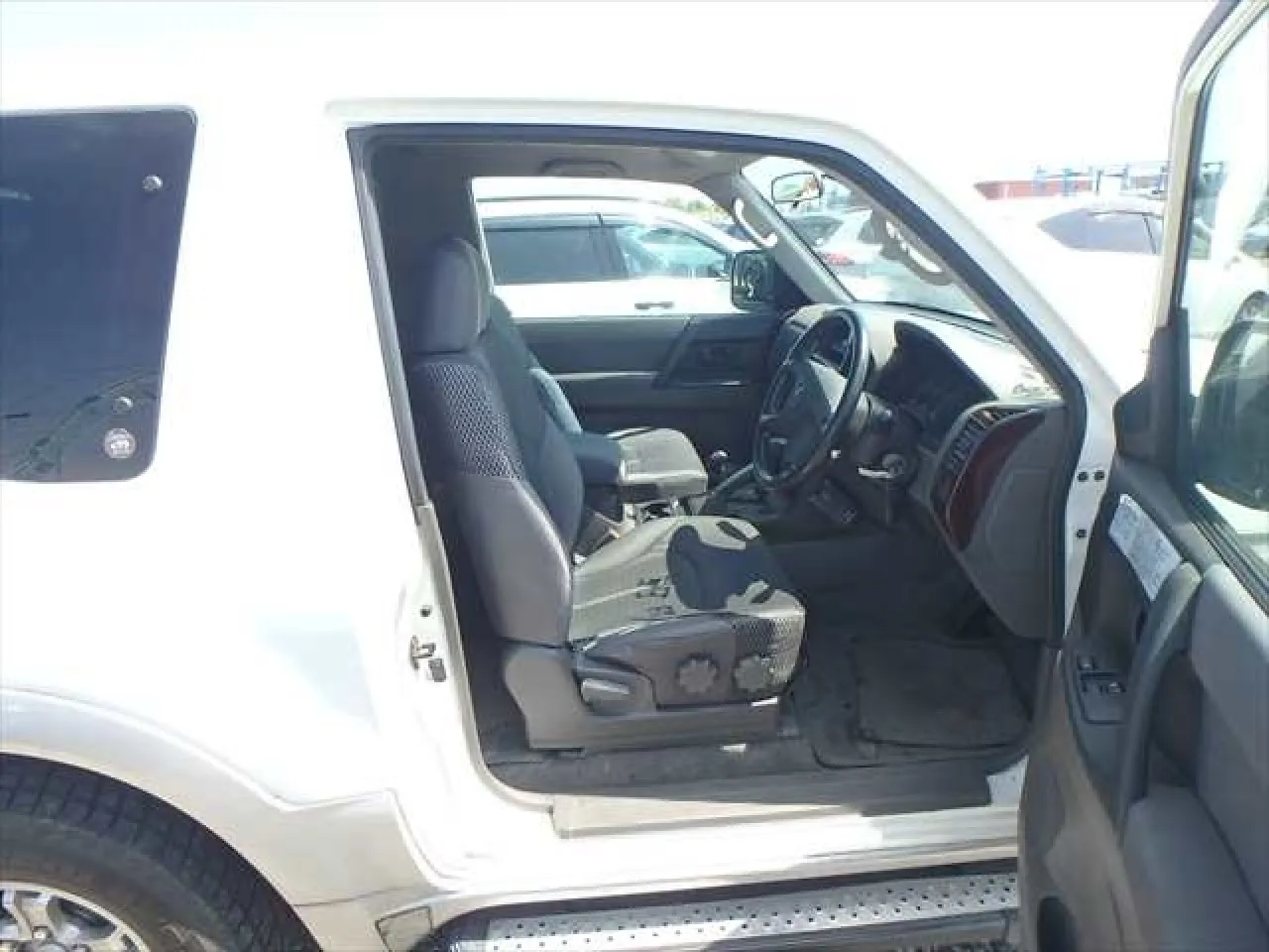1999 Mitsubishi Pajero 3.2 DI Kıbrıs | KKTC İkinci El Satılık Araba - Thumbnail 7