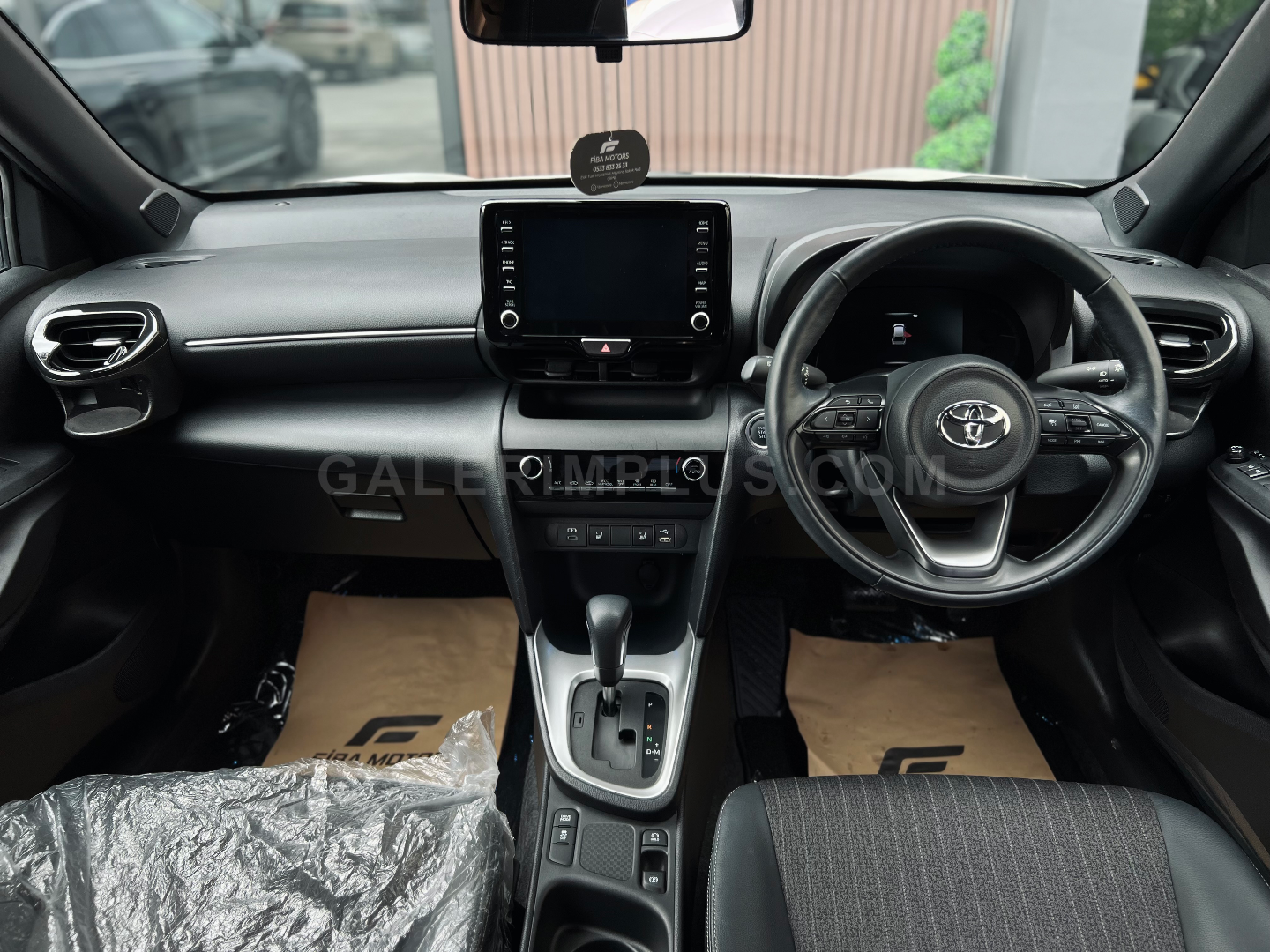2023 Toyota Yaris Cross 1.5 Kıbrıs | KKTC İkinci El Satılık Araba - Thumbnail 7