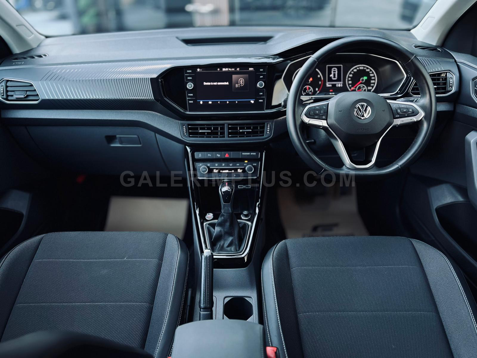 2020 Volkswagen T-Cross 1.0 TSI Kıbrıs | KKTC İkinci El Satılık Araba - Thumbnail 7