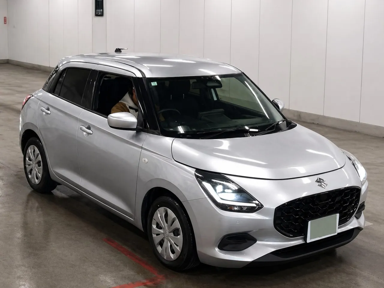 2024 Suzuki Swift 1.2 Kıbrıs | KKTC İkinci El Satılık Araba - Fotoğraf 1