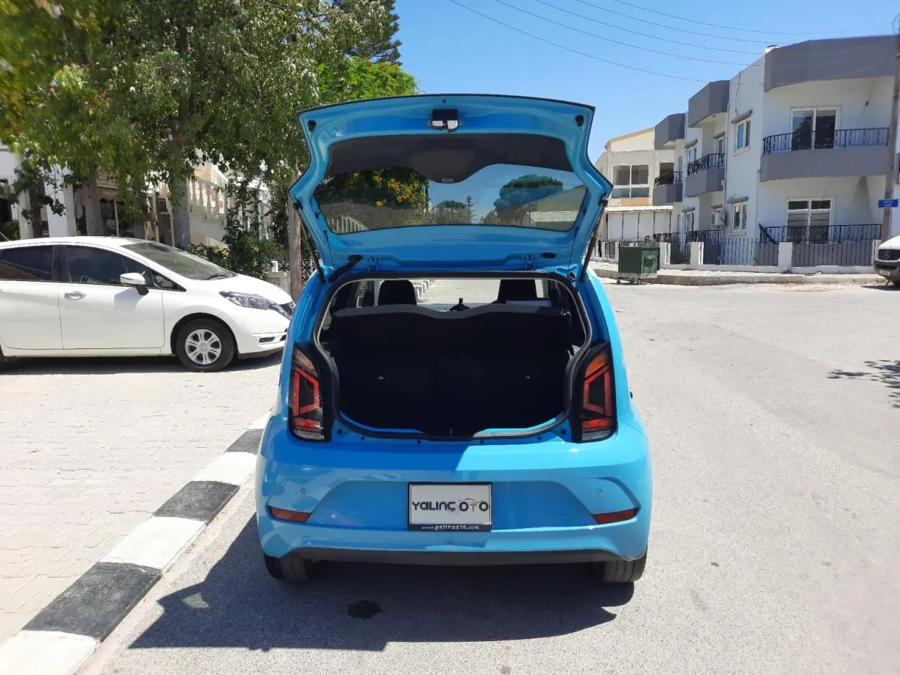 2019 Volkswagen Up Club 1.0 Kıbrıs | KKTC İkinci El Satılık Araba - Thumbnail 8