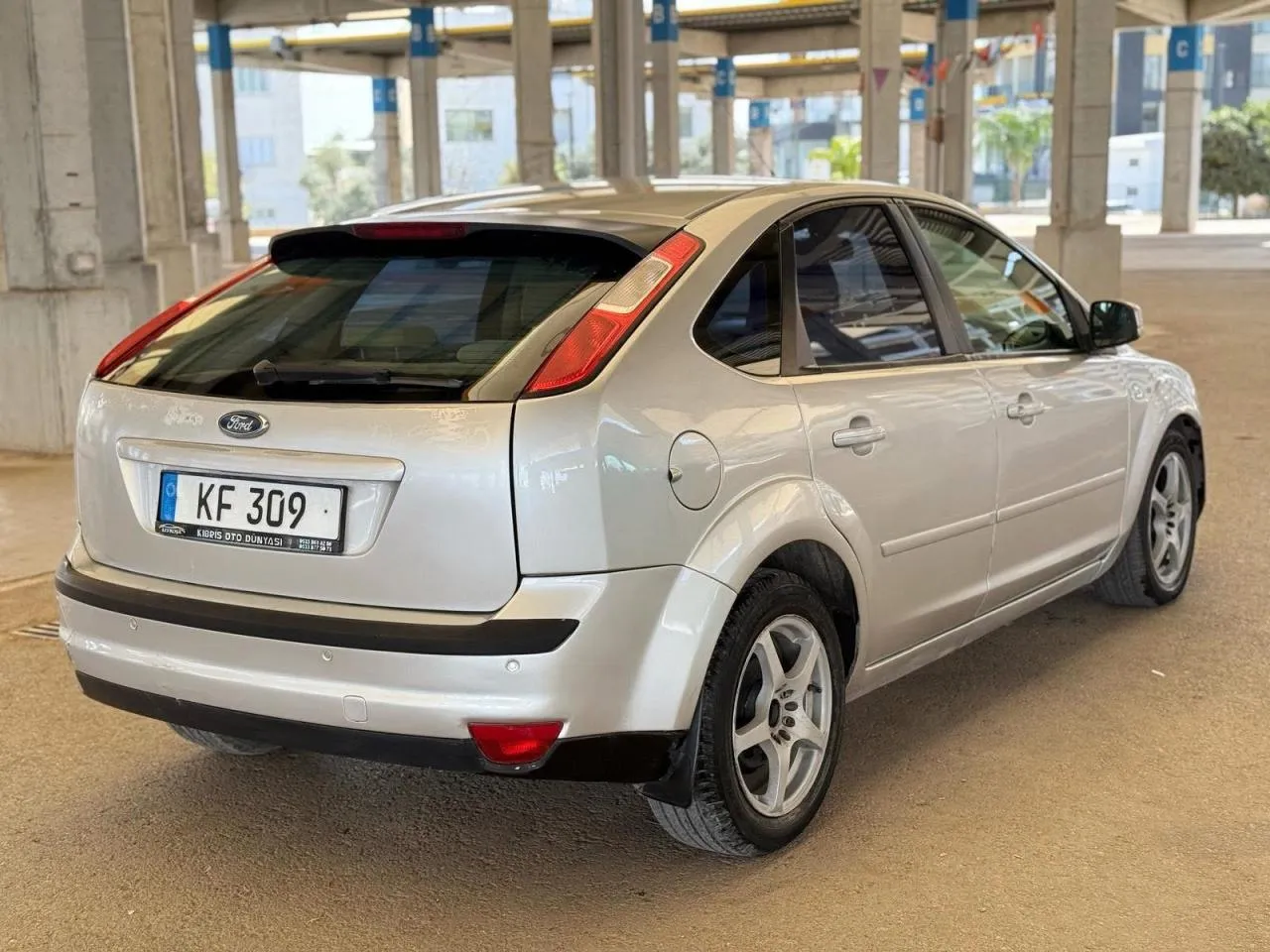 2008 Ford Focus 1.6 Kıbrıs | KKTC İkinci El Satılık Araba - Thumbnail 4