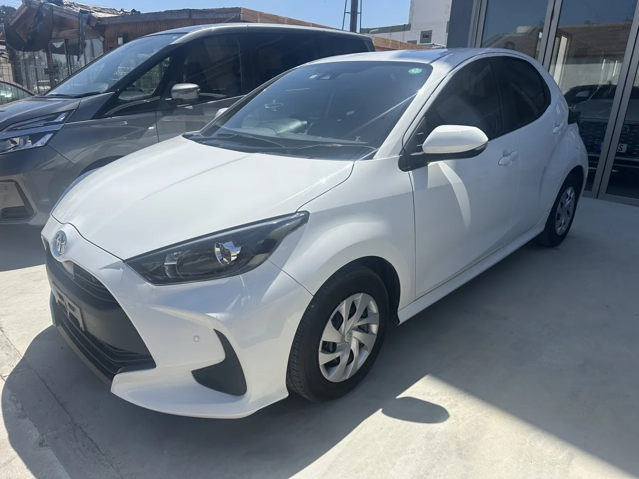 2022 Toyota Yaris 1.0 Kıbrıs | KKTC İkinci El Satılık Araba - Thumbnail 3
