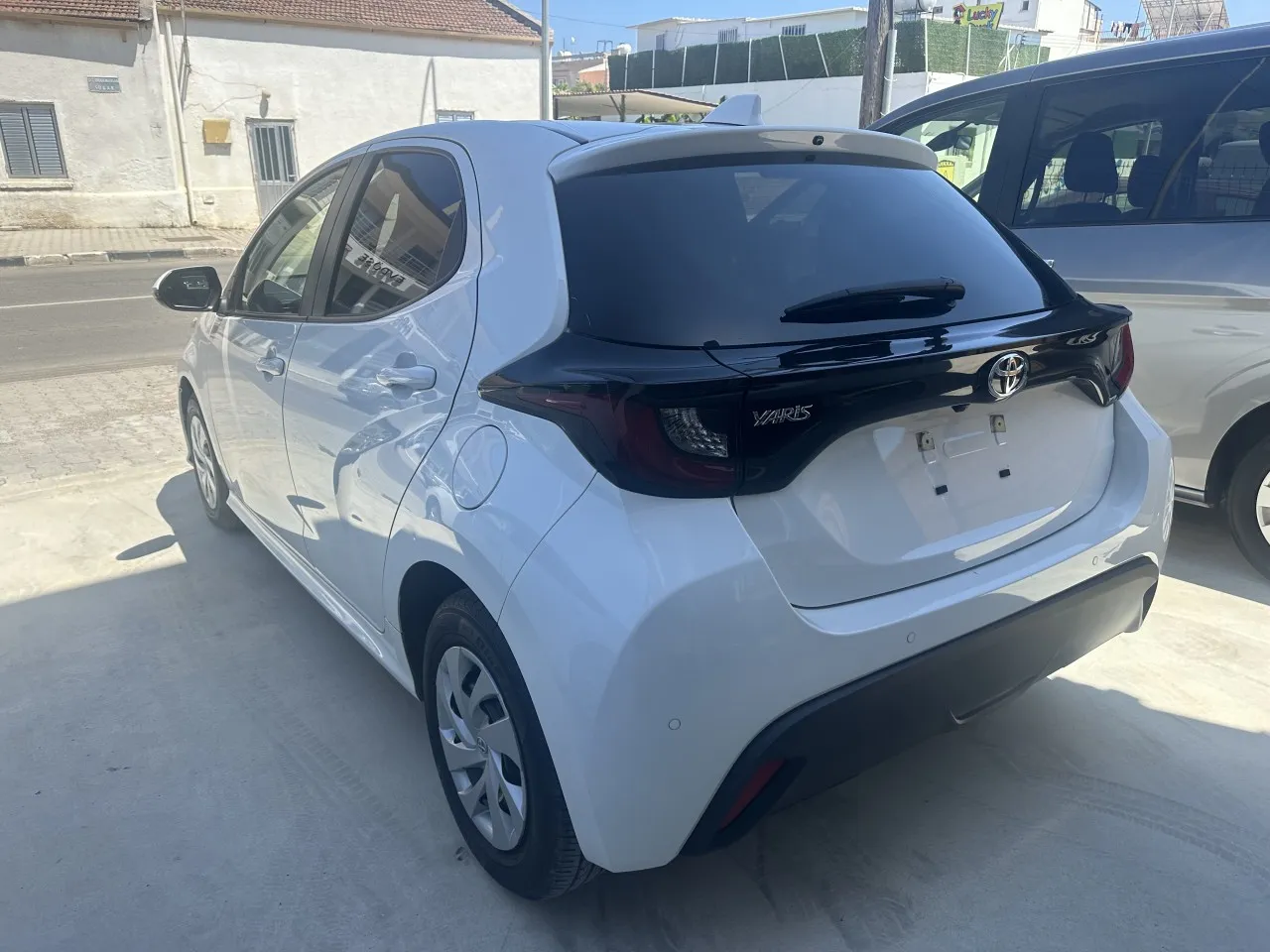 2022 Toyota Yaris 1.0 Kıbrıs | KKTC İkinci El Satılık Araba - Thumbnail 4