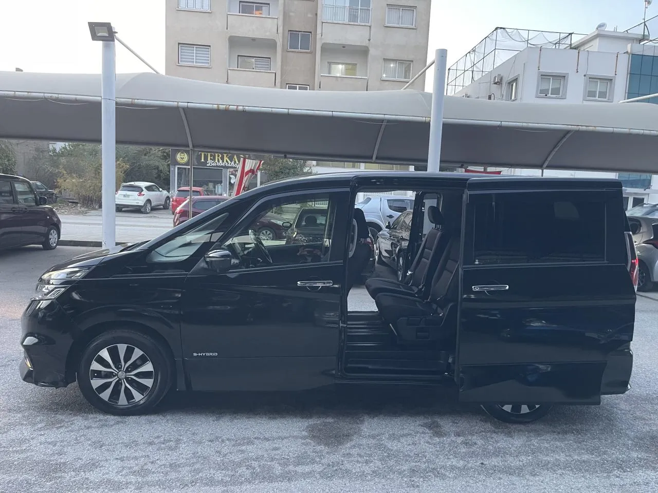 2020 Nissan Serena  Kıbrıs | KKTC İkinci El Satılık Araba - Thumbnail 4