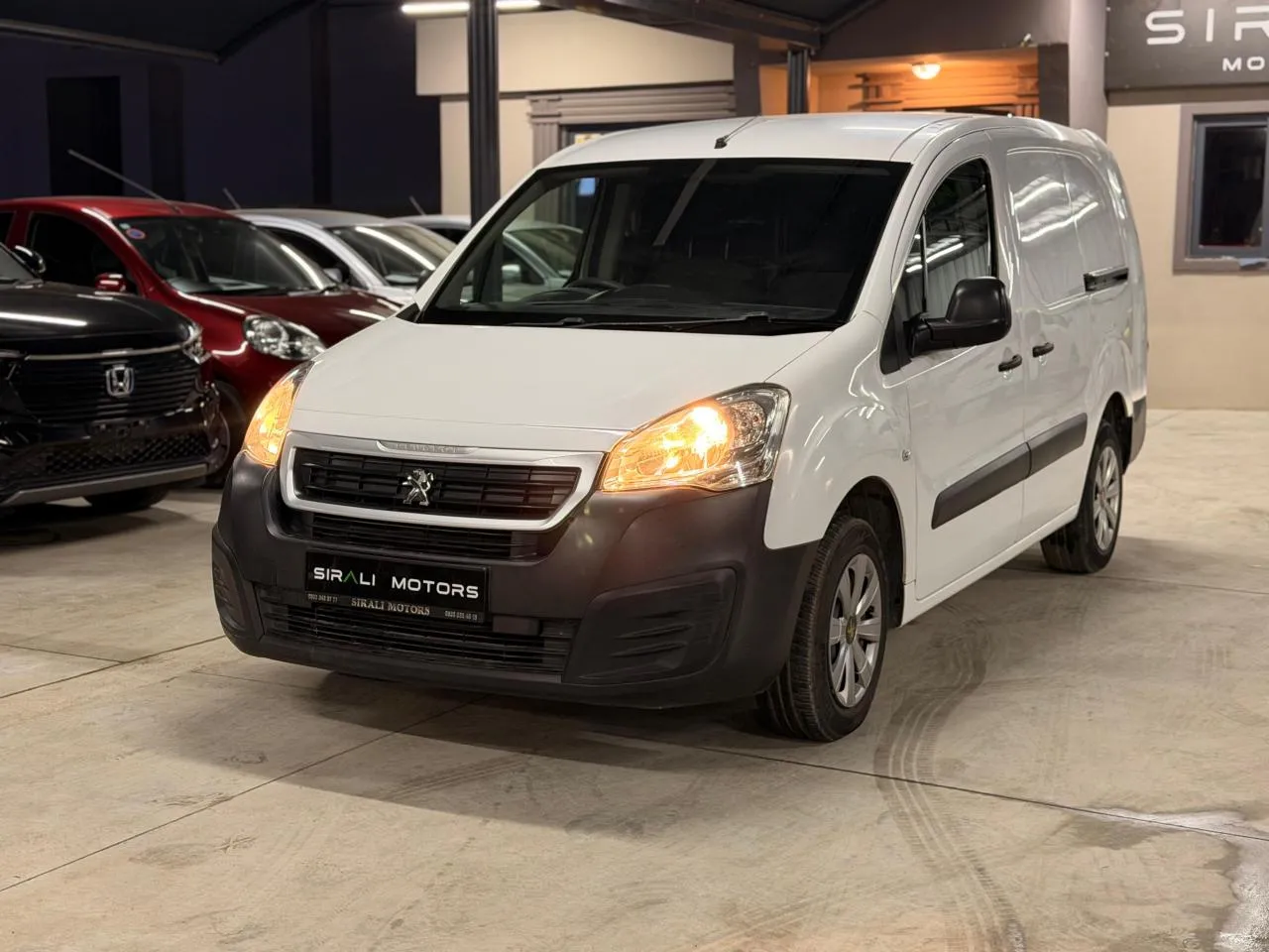 2018 Peugeot Partner Kıbrıs | KKTC İkinci El Satılık Araba - Fotoğraf 1