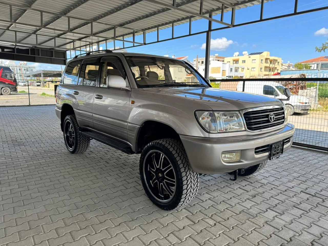 1998 Toyota Land Cruiser 4.7 Kıbrıs | KKTC İkinci El Satılık Araba - Fotoğraf 1