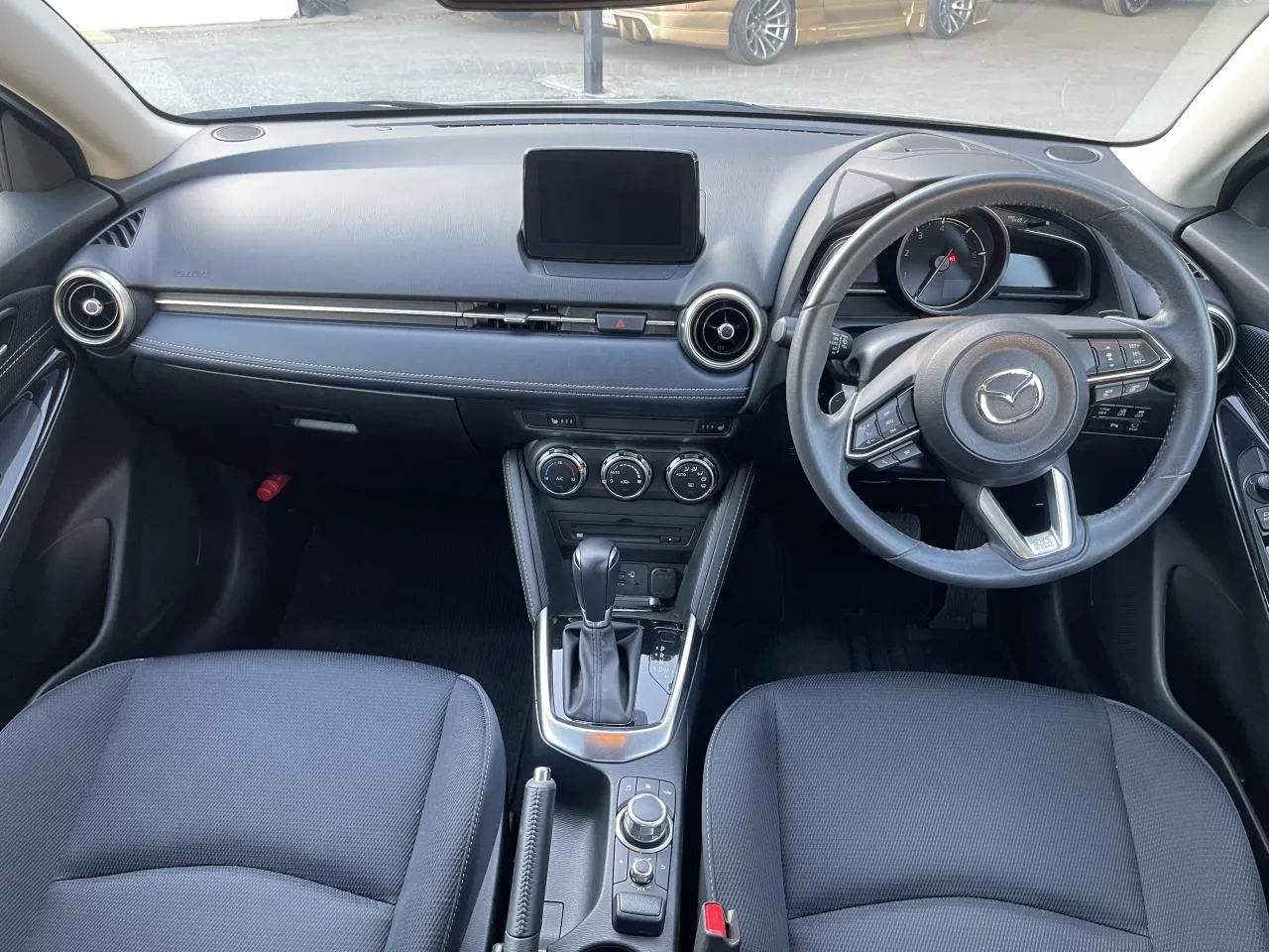 2021 Mazda 2 1.5 Skyactiv-D Kıbrıs | KKTC İkinci El Satılık Araba - Thumbnail 7