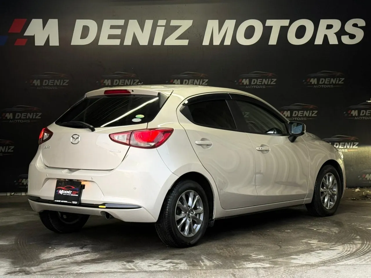 2022 Mazda 2 1.5 Skyactiv-D Kıbrıs | KKTC İkinci El Satılık Araba - Thumbnail 8
