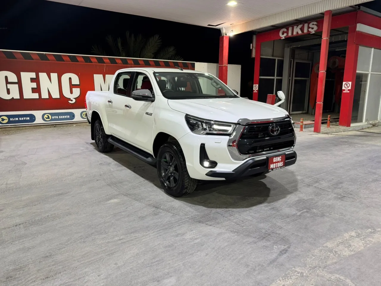 2023 Toyota Hilux 2.4 D Kıbrıs | KKTC İkinci El Satılık Araba - Fotoğraf 1