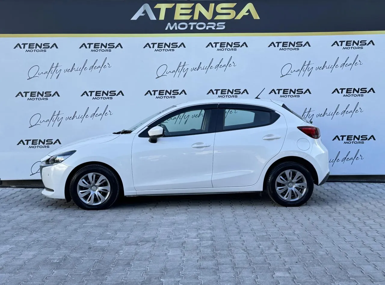 2021 Mazda Demio 1.5 16V Kıbrıs | KKTC İkinci El Satılık Araba - Thumbnail 4