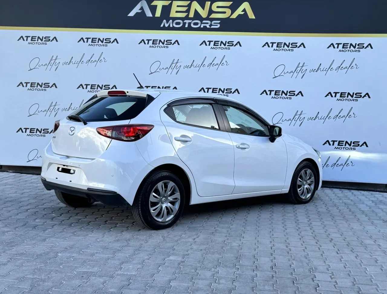 2021 Mazda Demio 1.5 16V Kıbrıs | KKTC İkinci El Satılık Araba - Thumbnail 5