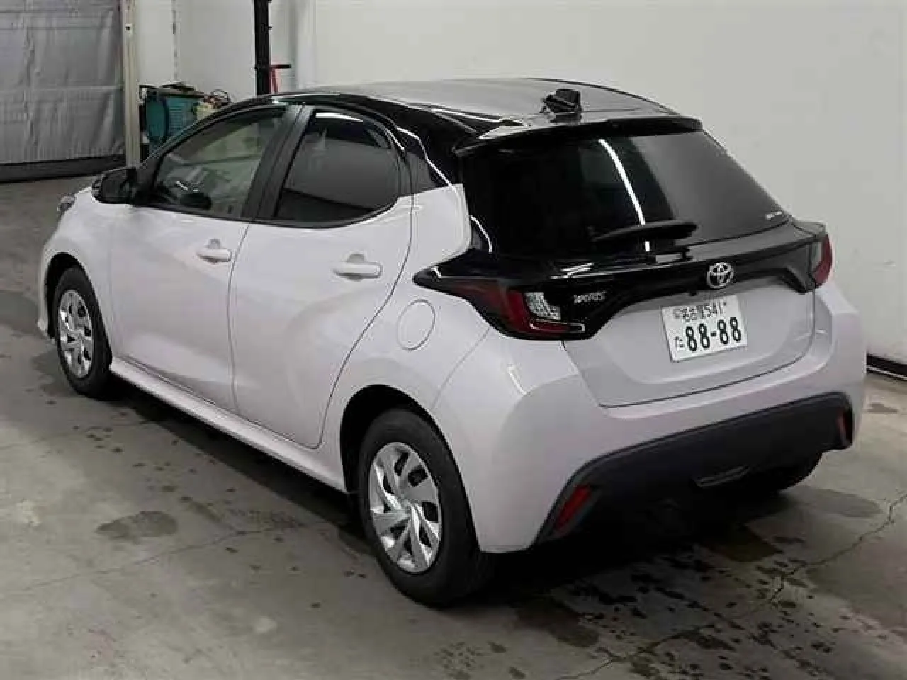 2022 Toyota Yaris 1.5 Kıbrıs | KKTC İkinci El Satılık Araba - Thumbnail 3
