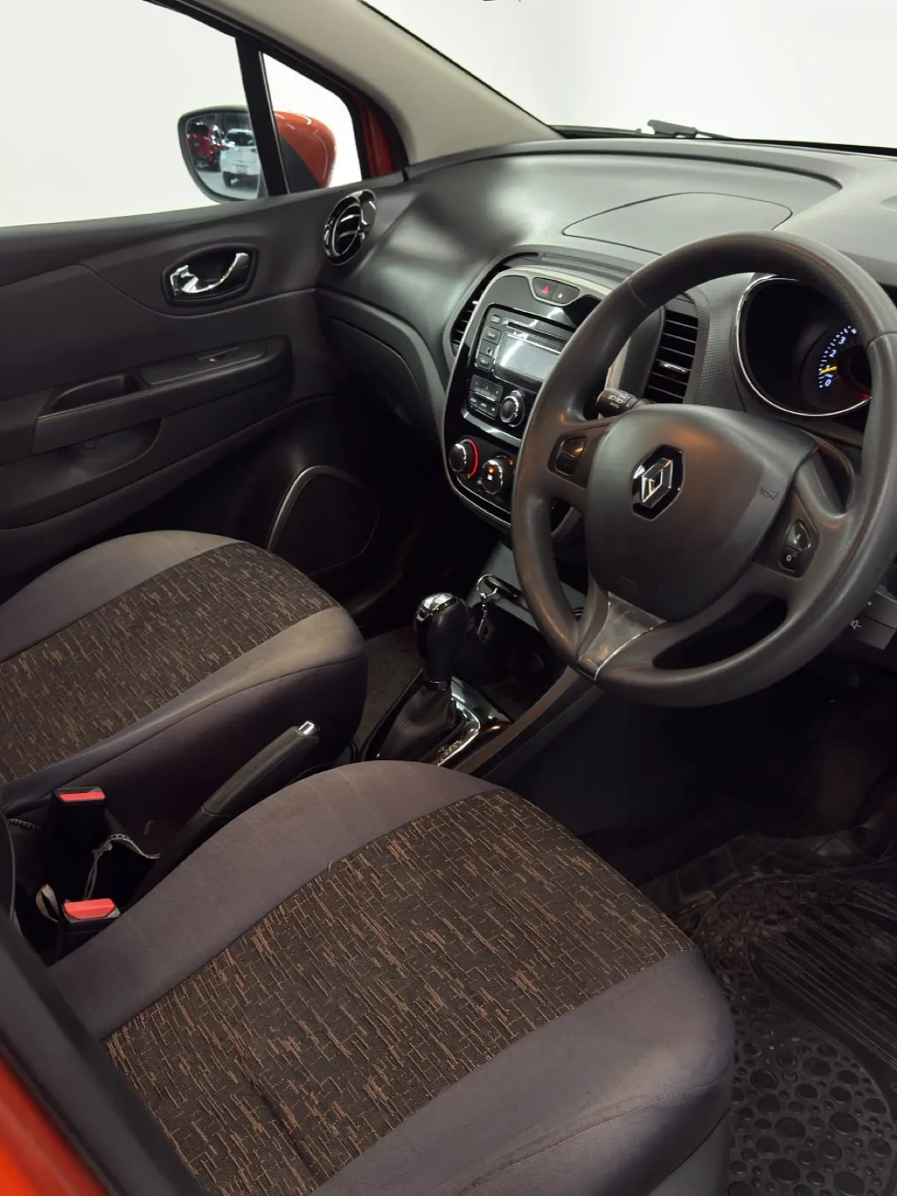 2014 Renault Captur  Kıbrıs | KKTC İkinci El Satılık Araba - Thumbnail 2