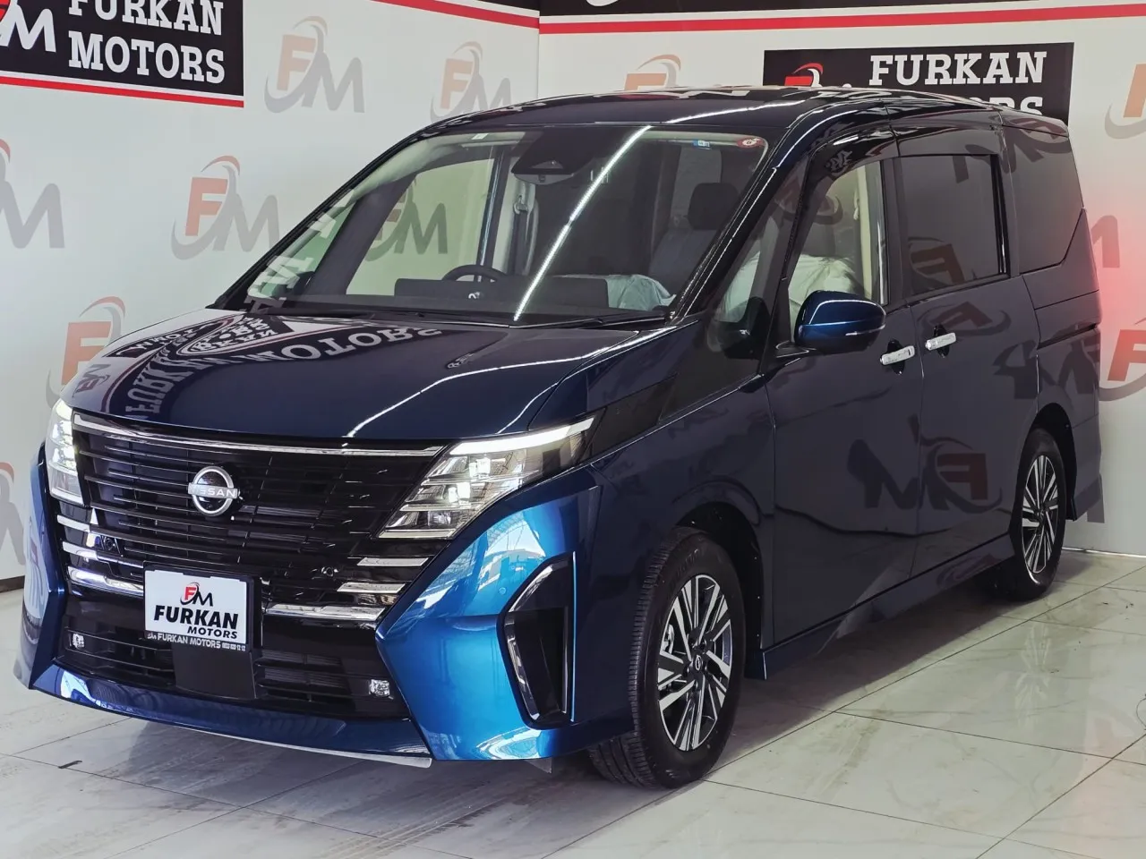 2023 Nissan Serena Kıbrıs | KKTC İkinci El Satılık Araba - Fotoğraf 1